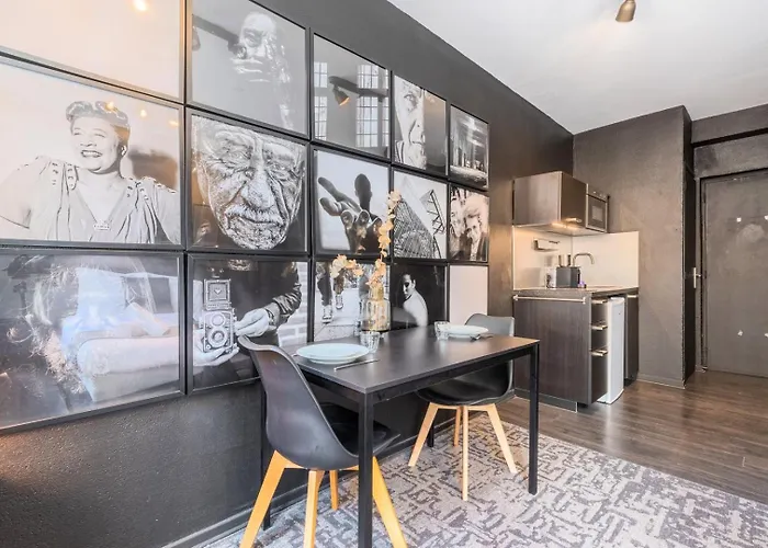 Studio Located On The Grand Place!